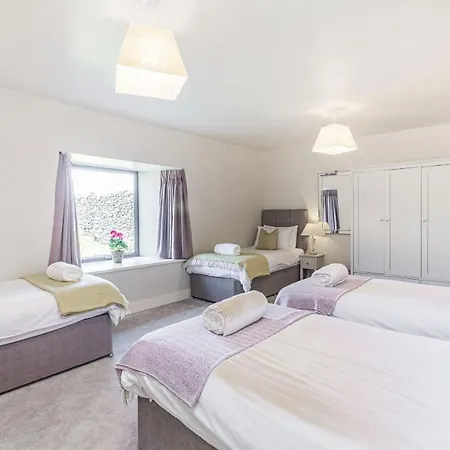 Holiday home Dallicar House